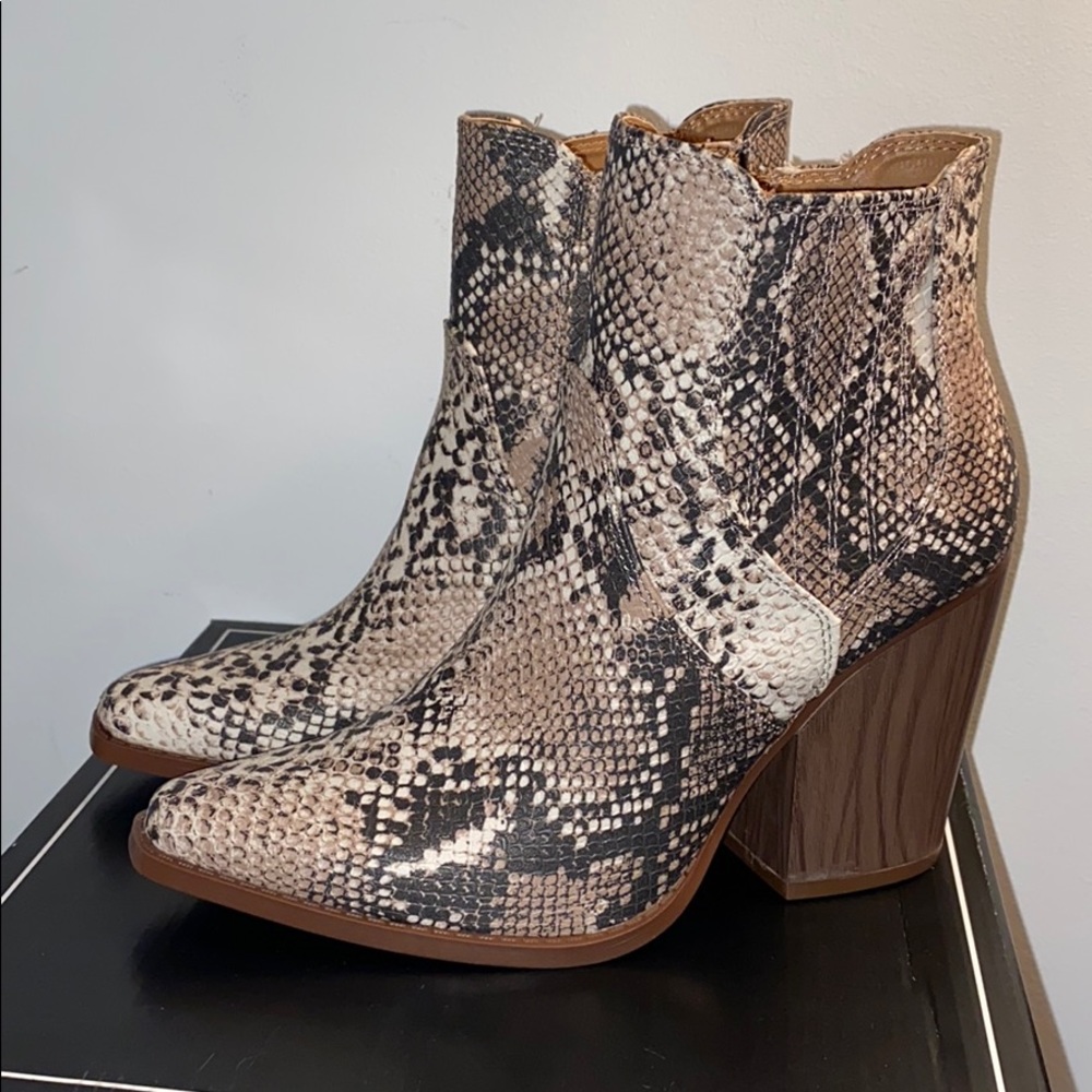 beige snake print booties